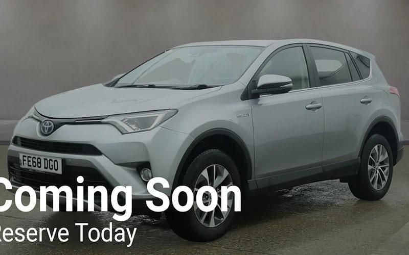 Used Toyota RAV4 197 HP (144 kW) 2018 Silver SUV