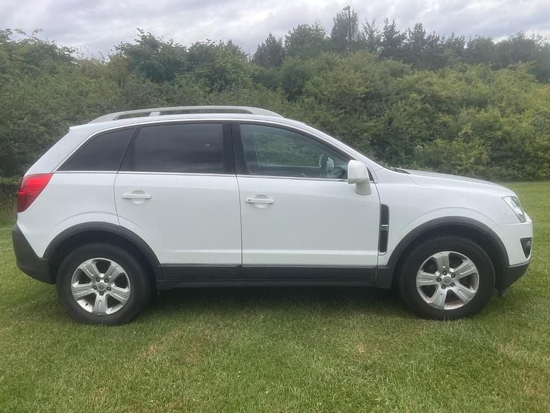 Used Vauxhall Antara 2016 White SUV