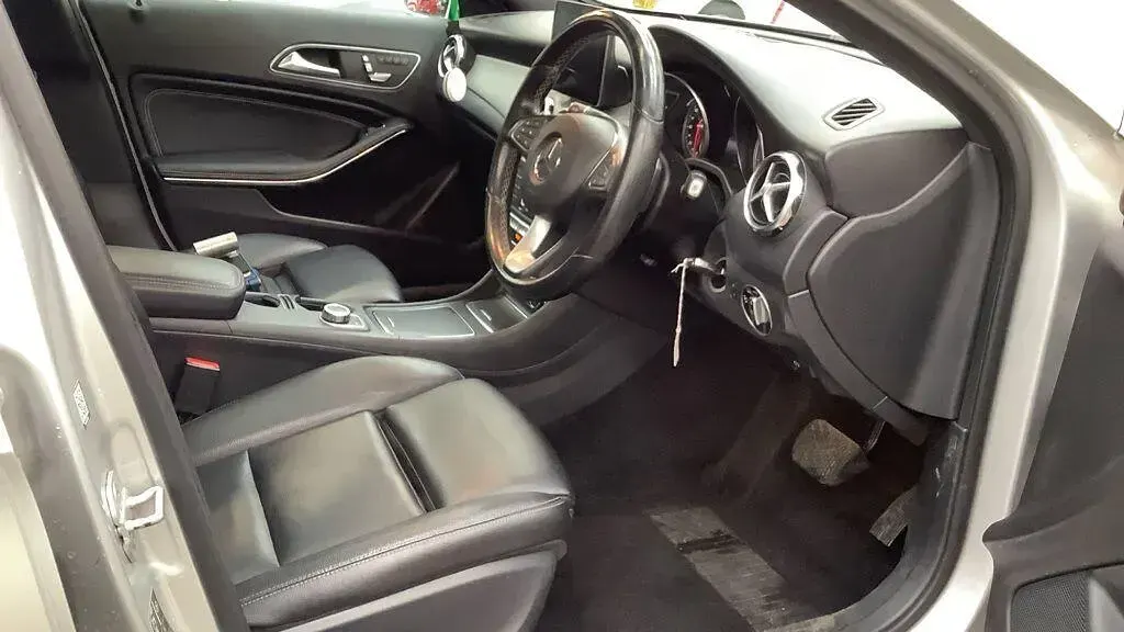Used Mercedes GLA200 Premium Plus 2017 Silver SUV