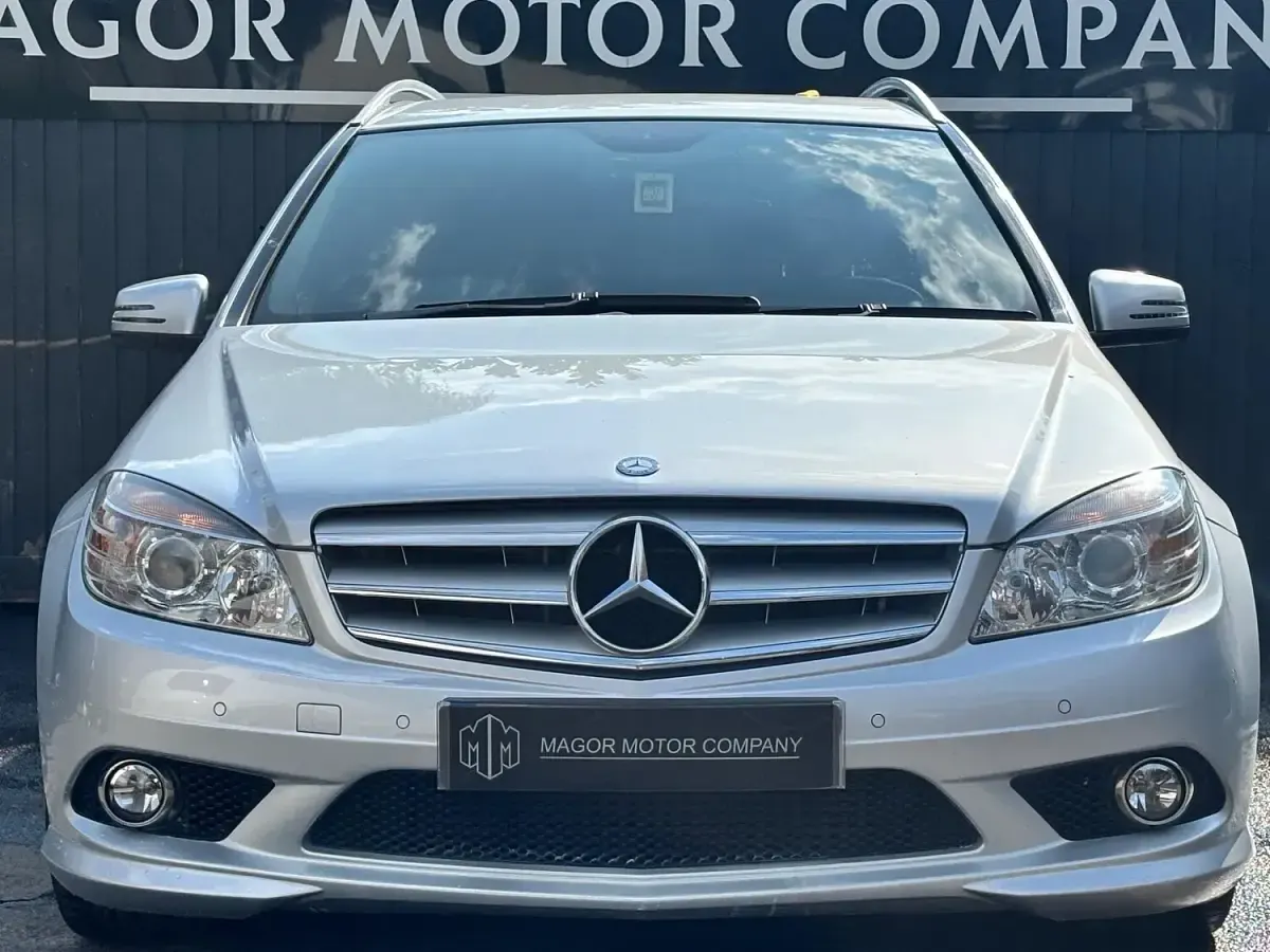 Used Mercedes C200 2011 Silver Estate