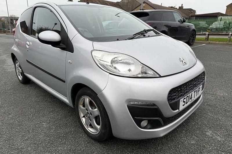 Silver Used 2014 Peugeot 107 Allure Hatchback | £1,595 (Good price) - Image 1/1