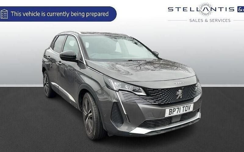 Used Peugeot 3008 Premium 131 HP (96 kW) 2022 SUV
