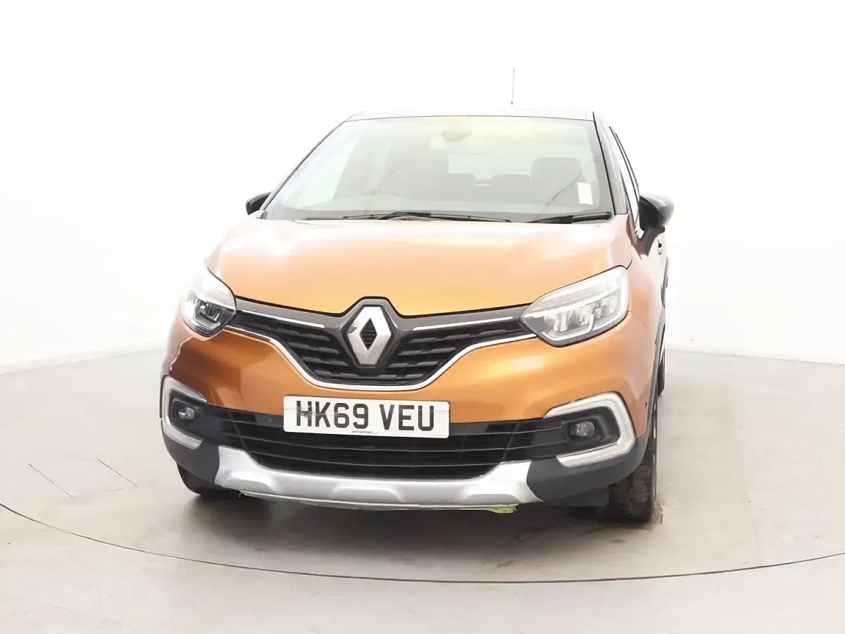 Used Renault Captur GT-Line 90 HP (66 kW) 2019 Orange/black SUV