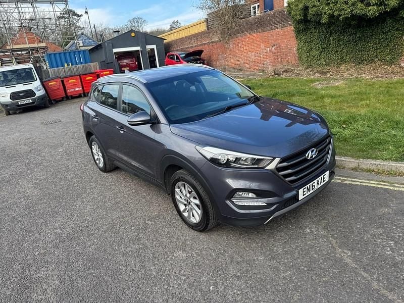 Grey Used 2016 Hyundai Tucson SE SUV | £6,995 (Expensive) - Image 1/4