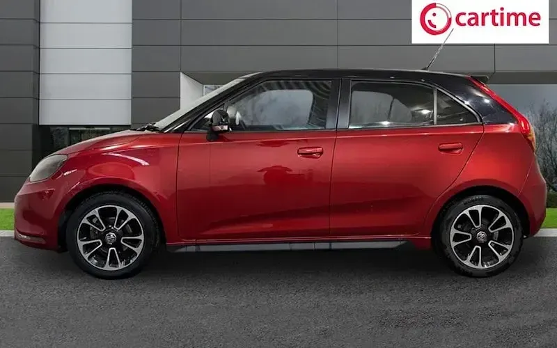 Used MG MG3 106 HP (77 kW) 2018 Red Hatchback