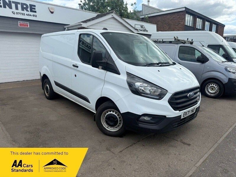 White Used 2021 Ford Transit Custom | £10,490 (Super price) - Image 1/3