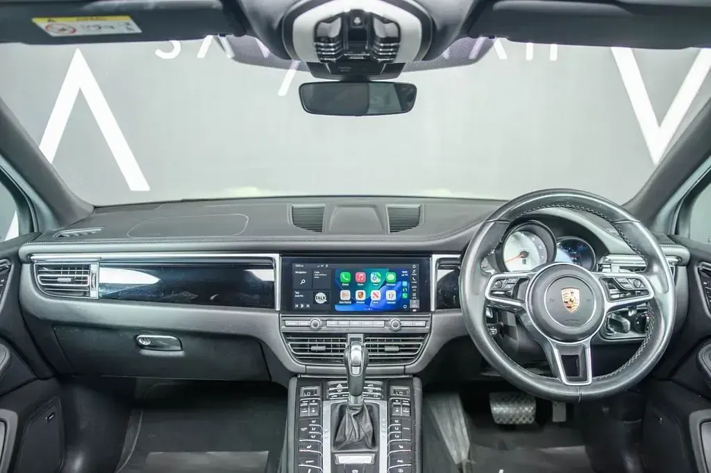 Used Porsche Macan 354 HP (260 kW) 2019 Blue SUV