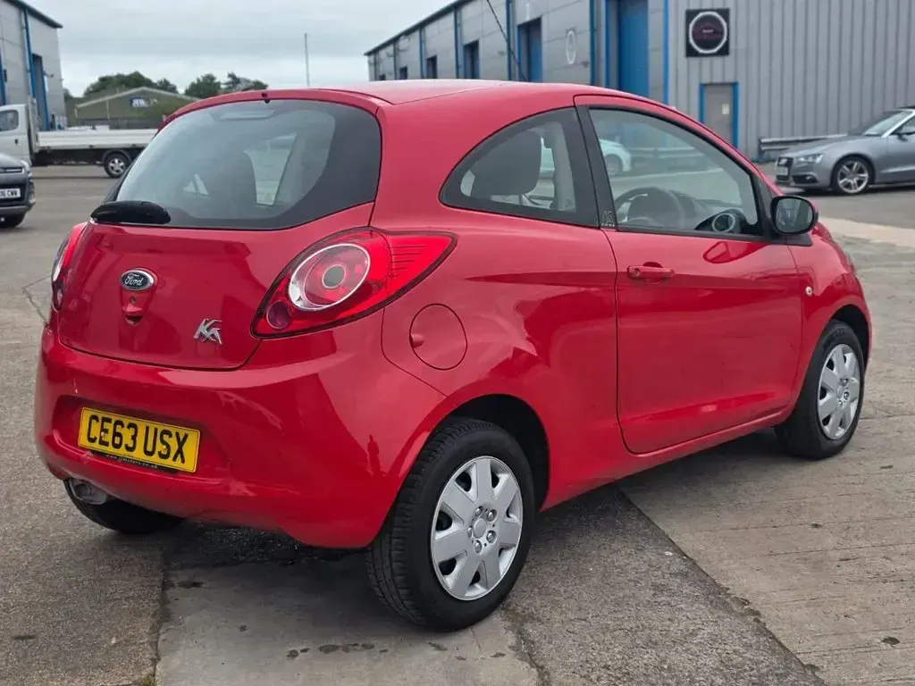 Used Ford Ka S 69 HP (50 kW) 2013 Red Hatchback