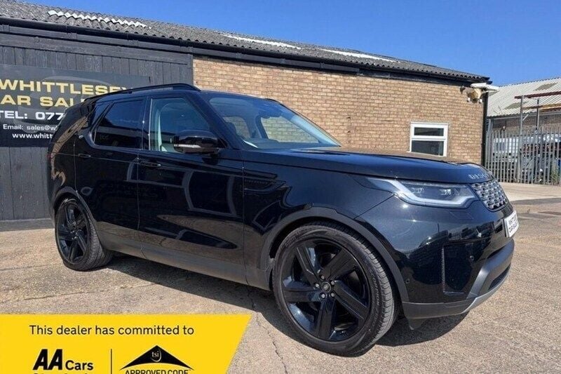 Black Used 2025 Land Rover Discovery 5 S SUV | £64,500 (Expensive) - Image 1/1