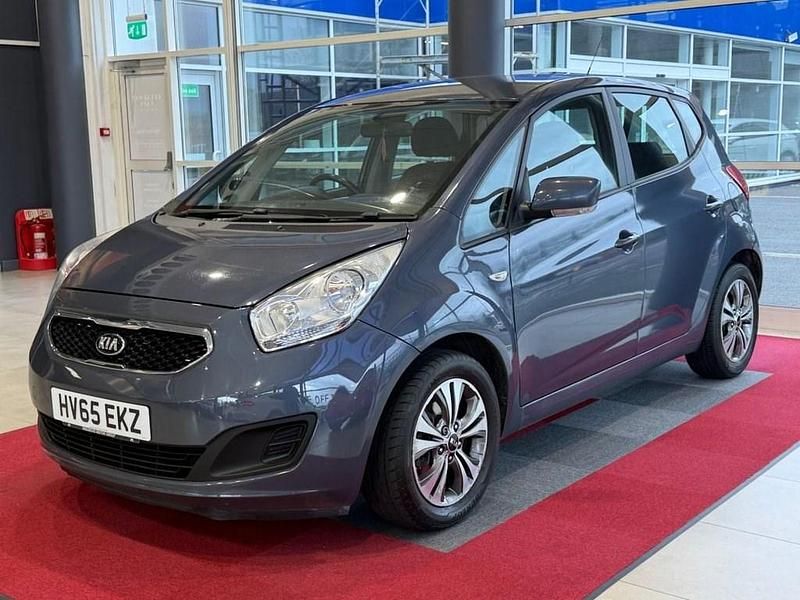 Used Kia Venga 123 HP (90 kW) 2015 Blue Hatchback