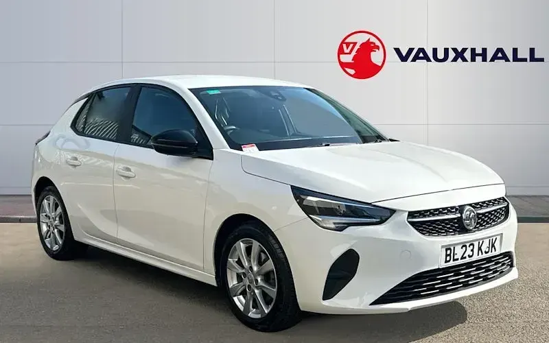 Used Vauxhall Corsa Design Edition 101 HP (74 kW) 2023 Hatchback