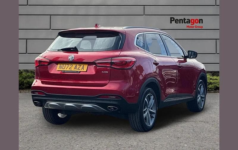 Used MG HS Excite 162 HP (119 kW) 2023 Red SUV