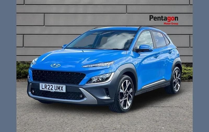 Second-hand Hyundai Kona Premium 120 CP (88 kW) 2022 Albastru SUV