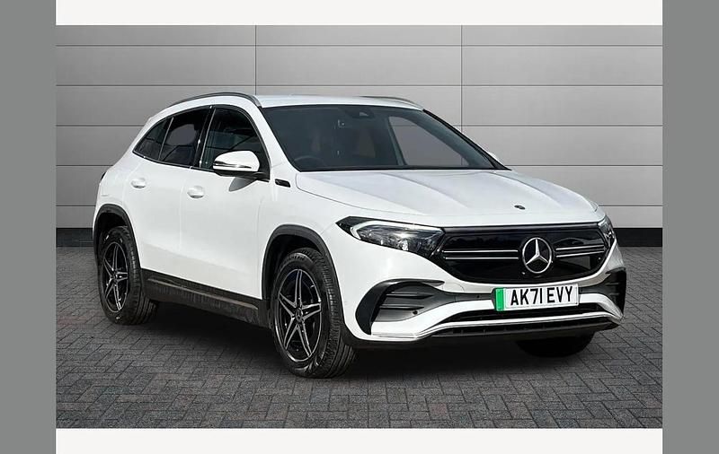 Used Mercedes EQA250 AMG line 139 kW (190 HP) 2021 White SUV