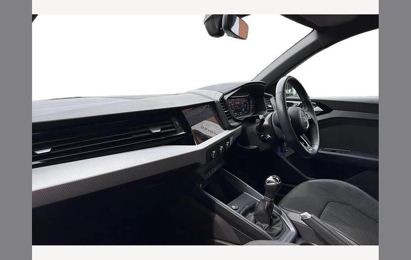 Used Audi A1 S-Line 95 HP (69 kW) 2023 Black SUV