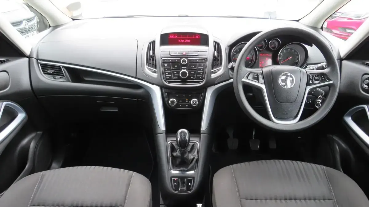 Used Vauxhall Zafira Tourer 2015 Brown MPV