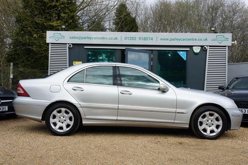 Used Mercedes C180 Elegance 2004 Silver Sedan