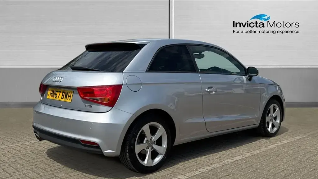 Used Audi A1 Sport 125 HP (91 kW) 2017 Silver Hatchback