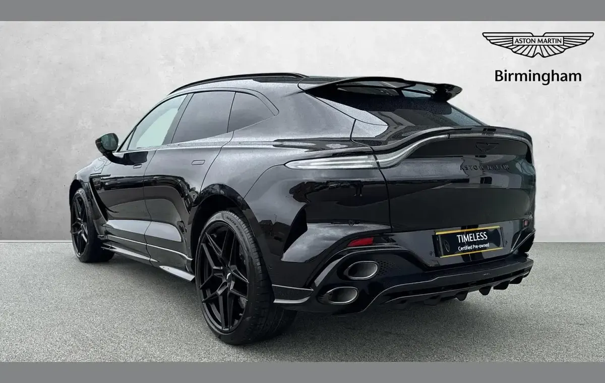 Used Aston Martin DBX 727 HP (534 kW) 2025 Black SUV