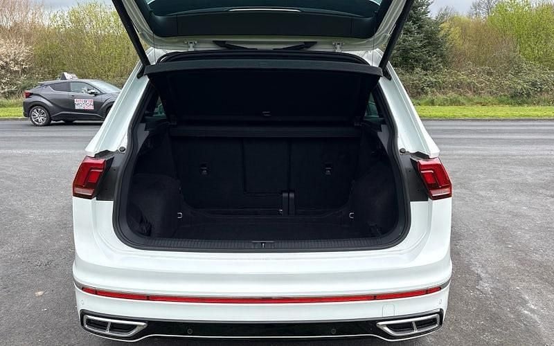 Used VW Tiguan R-line 150 HP (110 kW) 2023 SUV