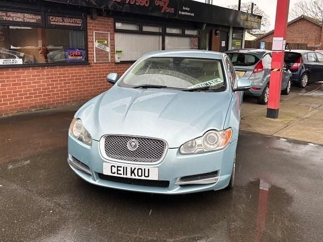 Used Jaguar XF Luxury 2011 Blue Sedan