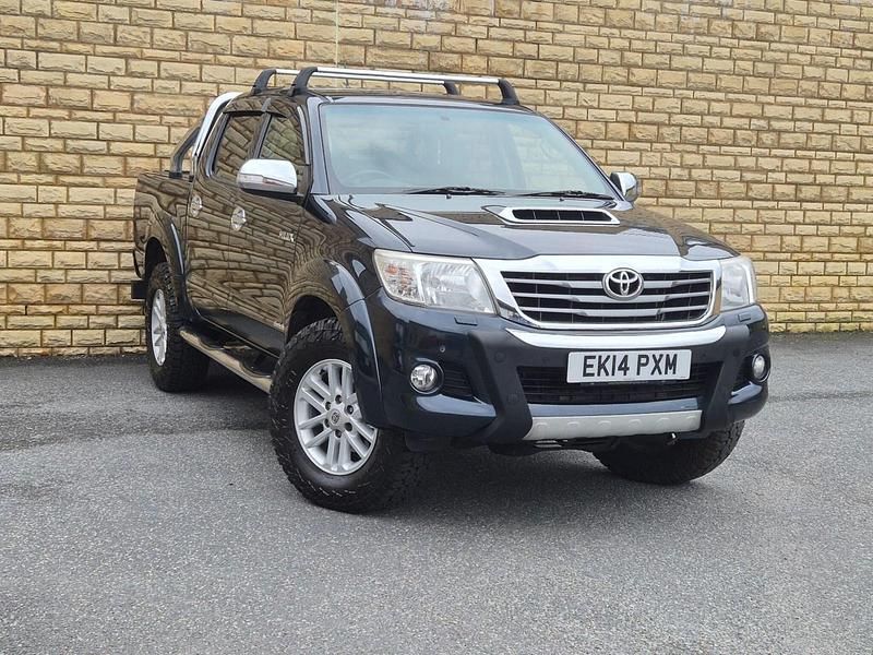 Used Toyota HiLux 171 HP (125 kW) 2014 Grey Pickup