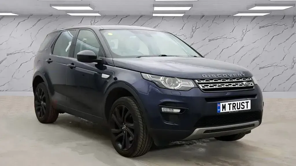 Used Land Rover Discovery Sport HSE 180 HP (132 kW) 2019 Blue SUV