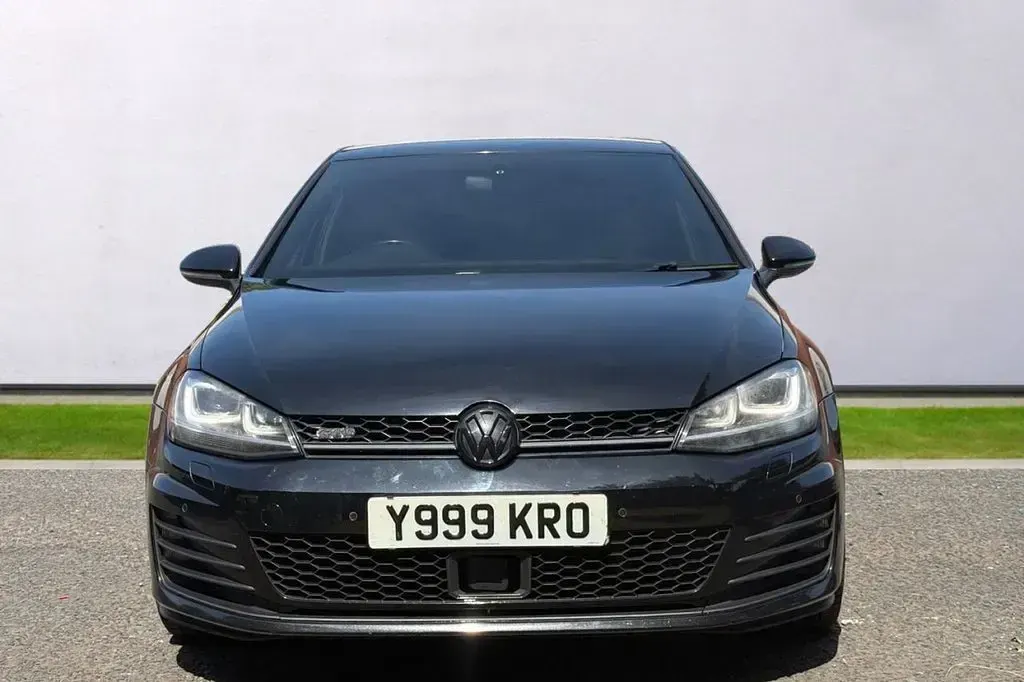 Used VW Golf VII GTD 184 HP (135 kW) 2016 Black Hatchback