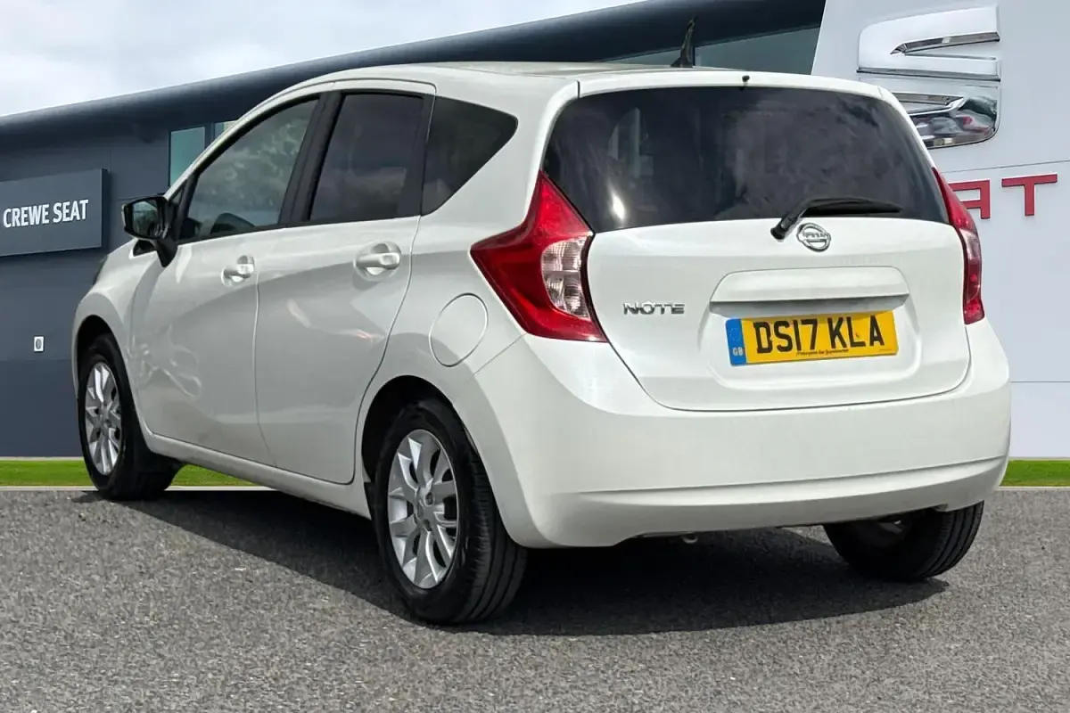 Used Nissan Note Acenta Premium 90 HP (66 kW) 2017 White Hatchback