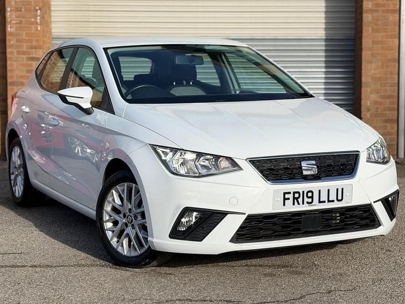 Used Seat Ibiza SE Technology 80 HP (58 kW) 2019 White Hatchback