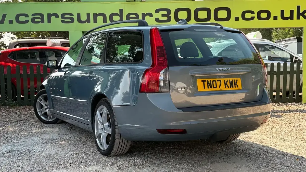 Used Volvo V50 SE 170 HP (125 kW) 2007 Blue Estate