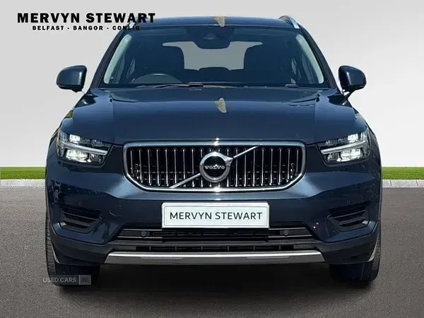 Used Volvo XC40 Inscription 160 HP (117 kW) 2021 Blue SUV