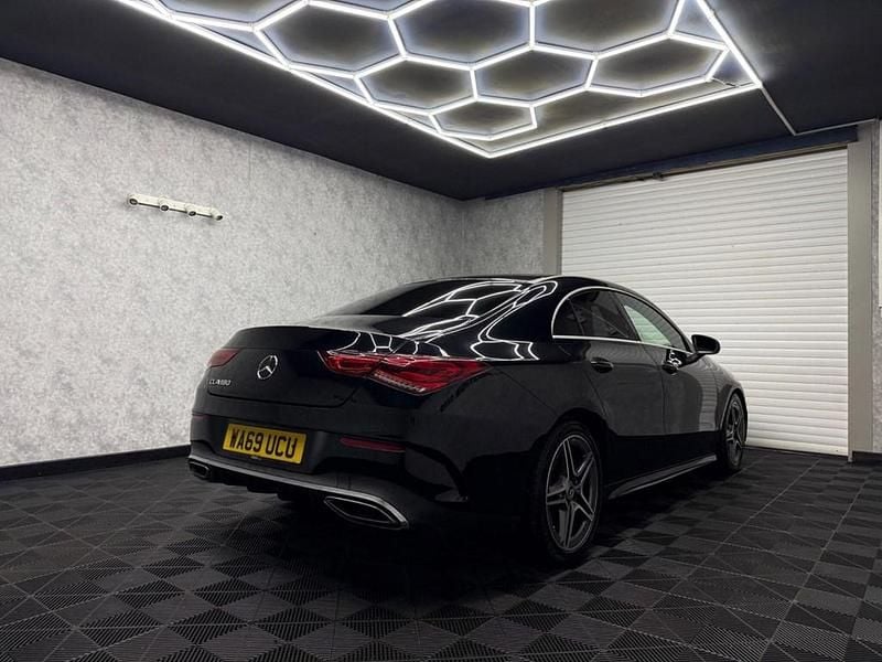 Begagnad Mercedes CLA180 AMG line 2019 Svart Sedan