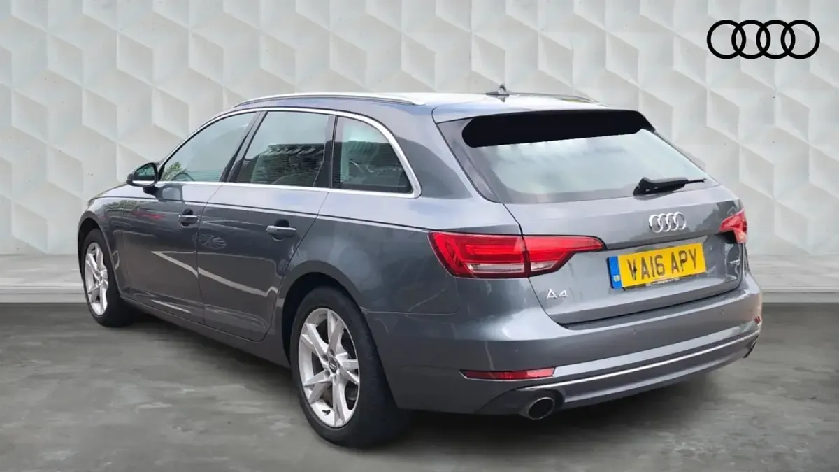 Usado Audi A4 Sport 187 CV (137 kW) 2016 Gris Familiar