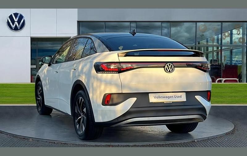 New VW ID.5 Pro 210 kW (286 HP) 2025 Glacier white metallic black SUV