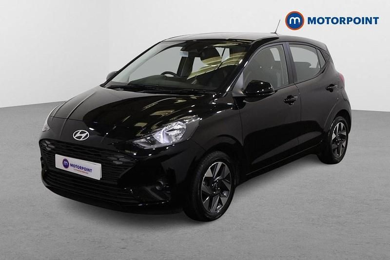 Used Hyundai i10 Advanced 63 HP (46 kW) 2025 Black Hatchback