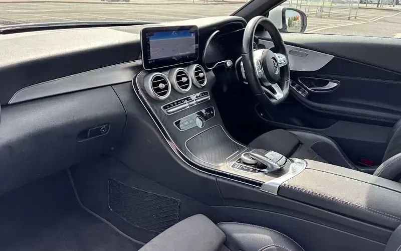 Used Mercedes C220 AMG line 194 HP (142 kW) 2019 White Cabriolet
