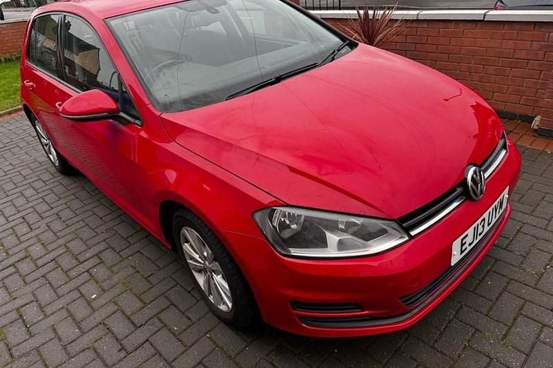 Used VW Golf VII SE 2013 Red Hatchback