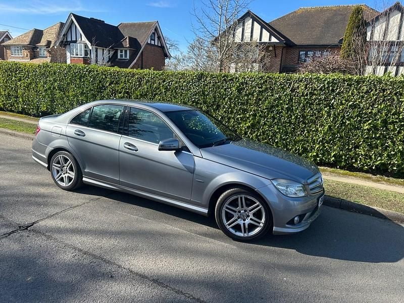 Used Mercedes C180 156 HP (114 kW) 2010 Silver Sedan