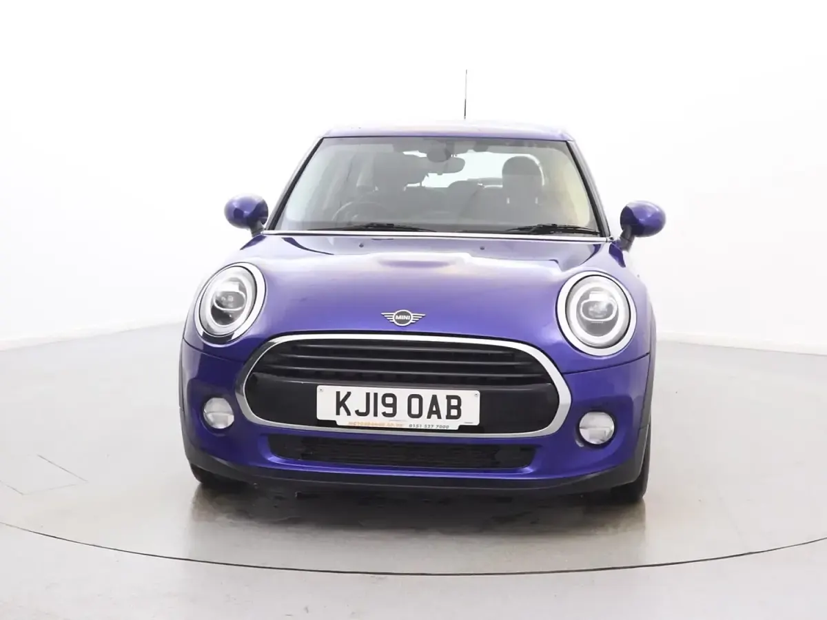 Usado Mini Cooper Comfort 2019 Azul Utilitario