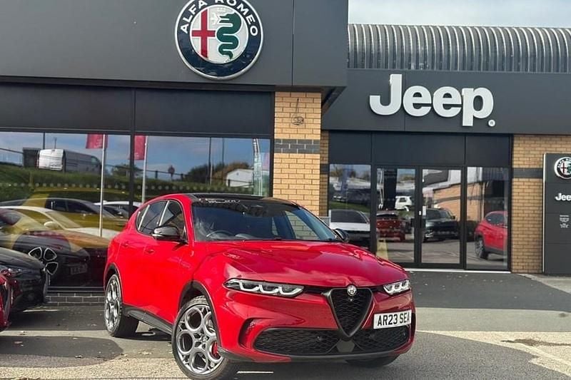 Red Used 2023 Alfa Romeo Tonale Veloce SUV | £25,990 (Fair price) - Image 1/1