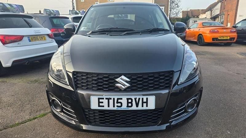 Usado Suzuki Swift Sport 136 HP (100 kW) 2015 Preto Citadino