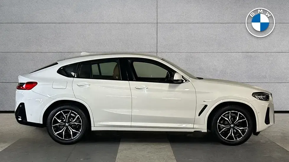 Used BMW X4 M Sport 187 HP (137 kW) 2025 White SUV