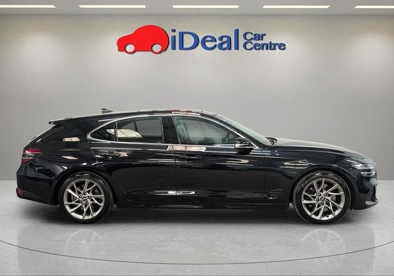 Used Genesis G70 2022 Black Estate