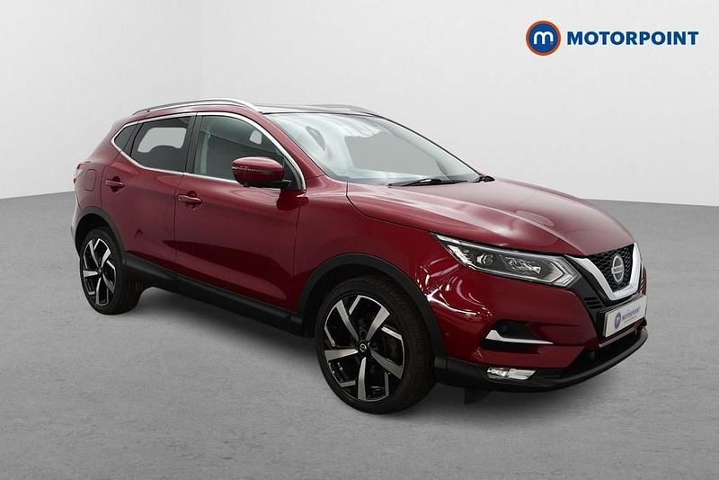 Used Nissan Qashqai Tekna 160 HP (117 kW) 2019 Red SUV