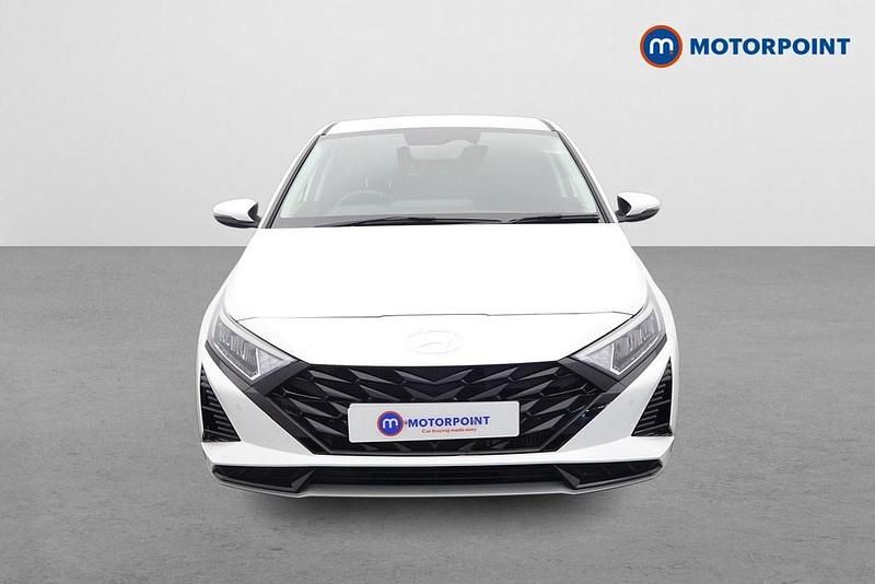 Used Hyundai i20 Premium 2025 White Hatchback