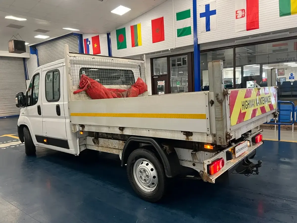 Used Fiat Ducato 130 HP (95 kW) 2019 White Van