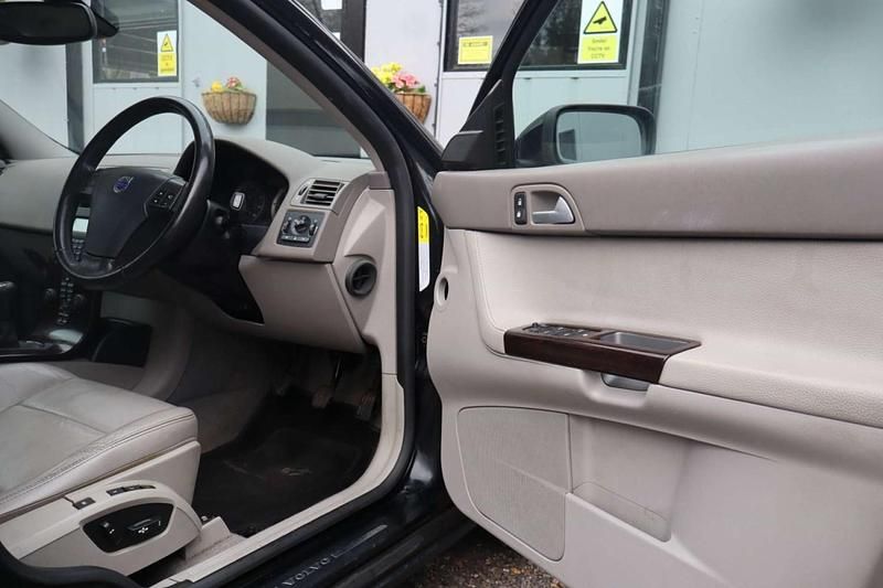 Used Volvo V50 SE 136 HP (100 kW) 2005 Black Estate