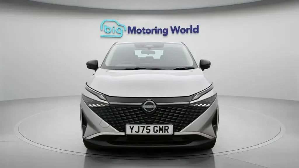 New Nissan Qashqai Acenta Premium 158 HP (116 kW) 2025 Silver SUV