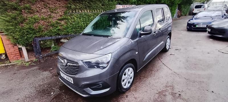 Used Vauxhall Combo S 100 HP (73 kW) 2021 Grey MPV